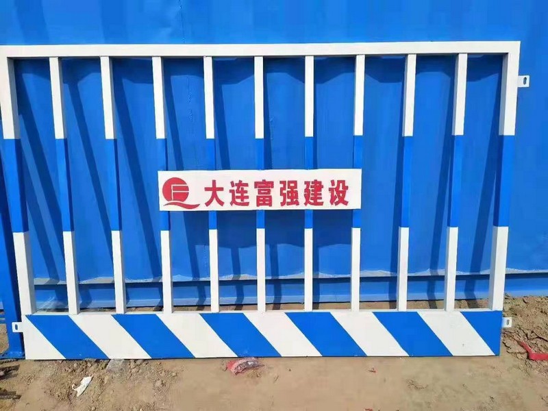 孝感双板竖管基坑护栏